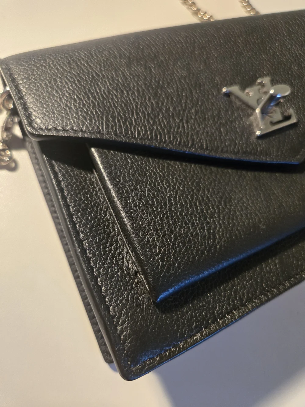 Louis Vuitton Mylockme Chain Pochette